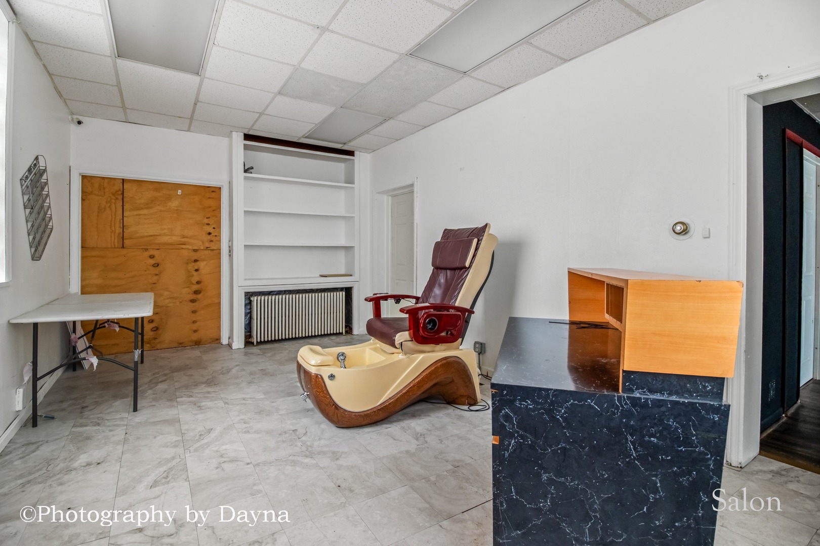 242 West Jeffery Street Kankakee, IL 60901 - Photo 29 of 39 a view of a workspace with furniture and a window