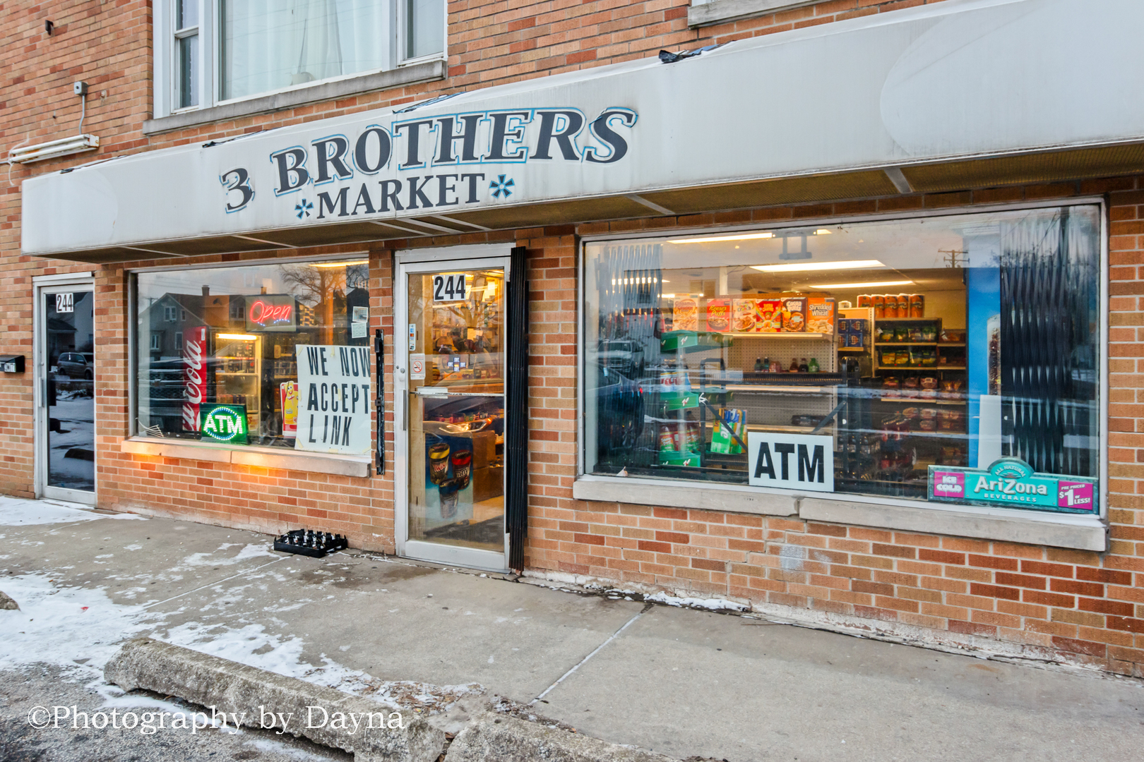 242 West Jeffery Street Kankakee, IL 60901 - Photo 3 of 39 a cafe on the side of a building