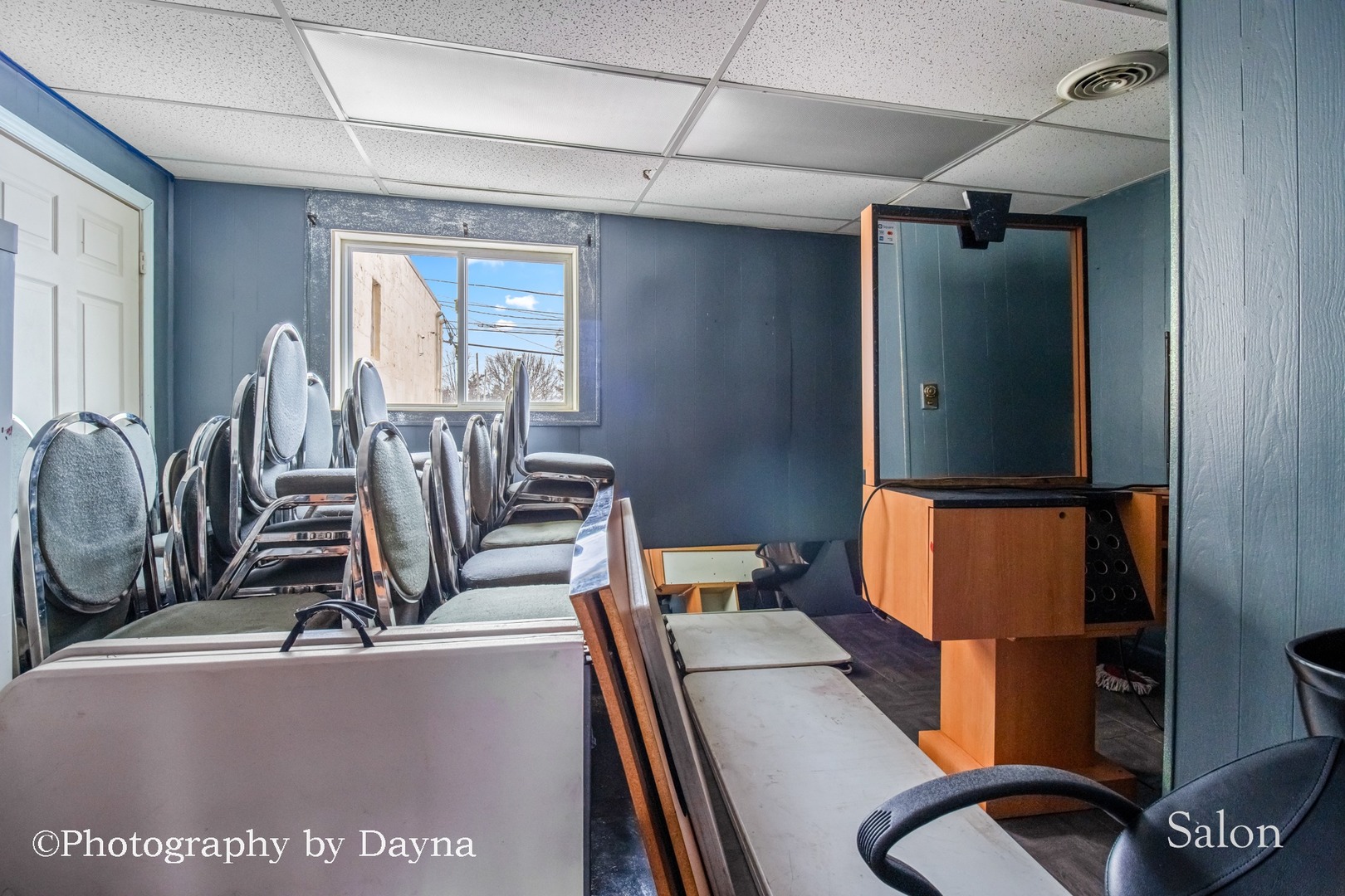 242 West Jeffery Street Kankakee, IL 60901 - Photo 39 of 39 a view of a room with gym equipment