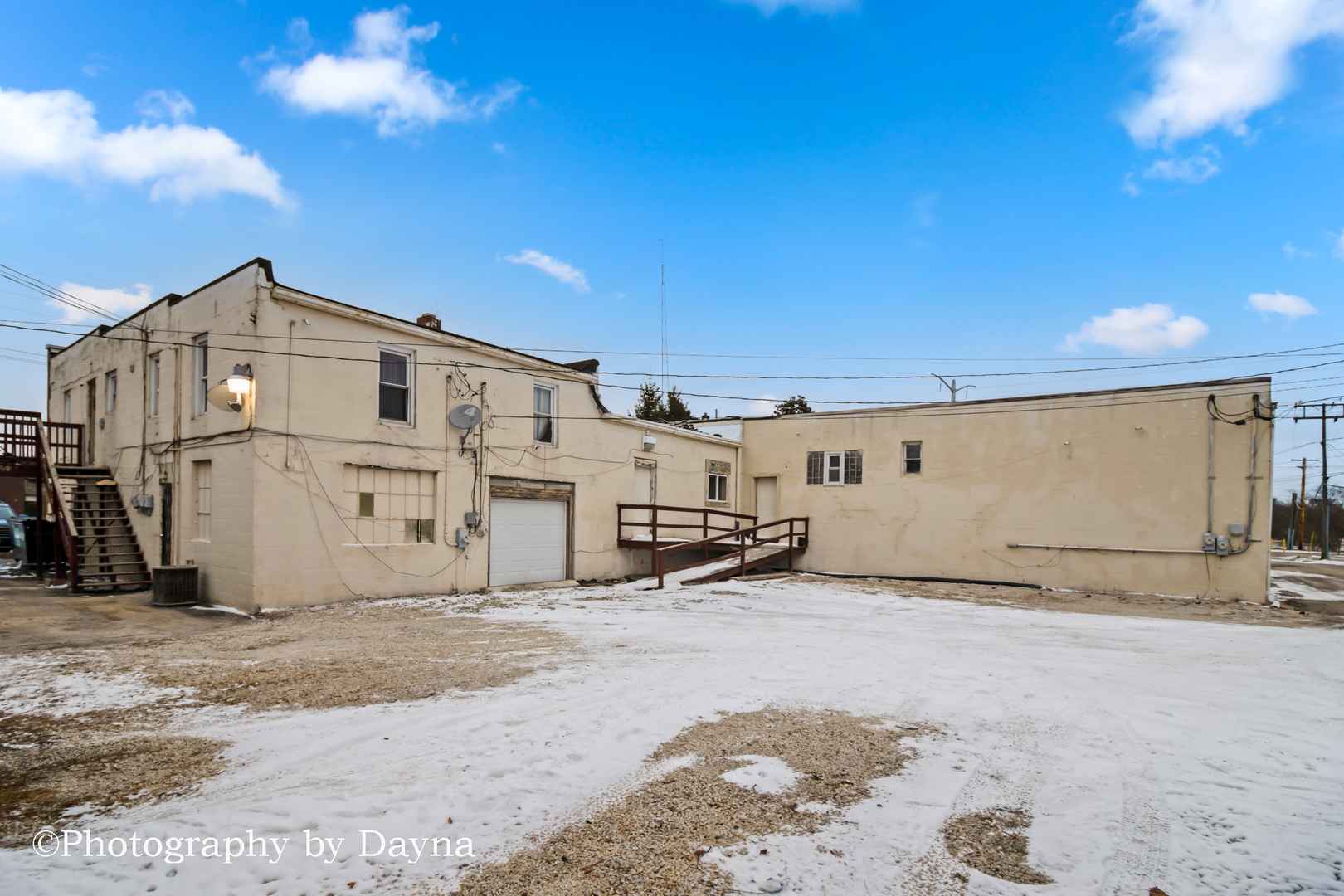 242 West Jeffery Street Kankakee, IL 60901 - Photo 10 of 39 a view of a house with a big yard