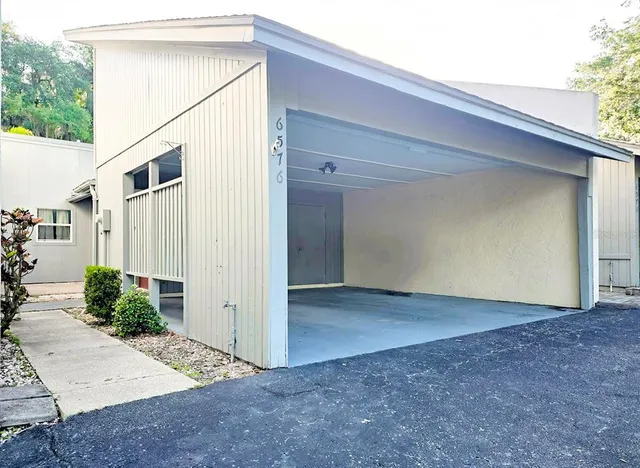 $1,795 | 6576 Sweetbriar Lane, Unit 6576, Lakeland, FL 33813