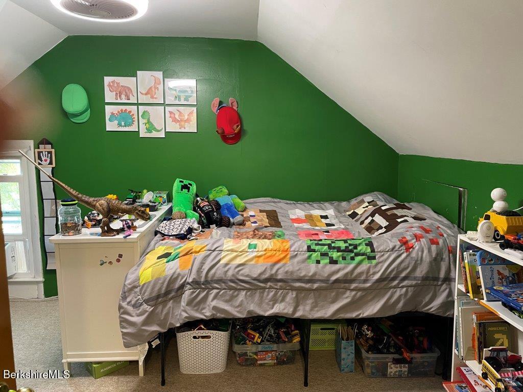 249 Hancock Road Pittsfield, MA 01201 - Photo 19 of 52 20260427_143637390_iOS