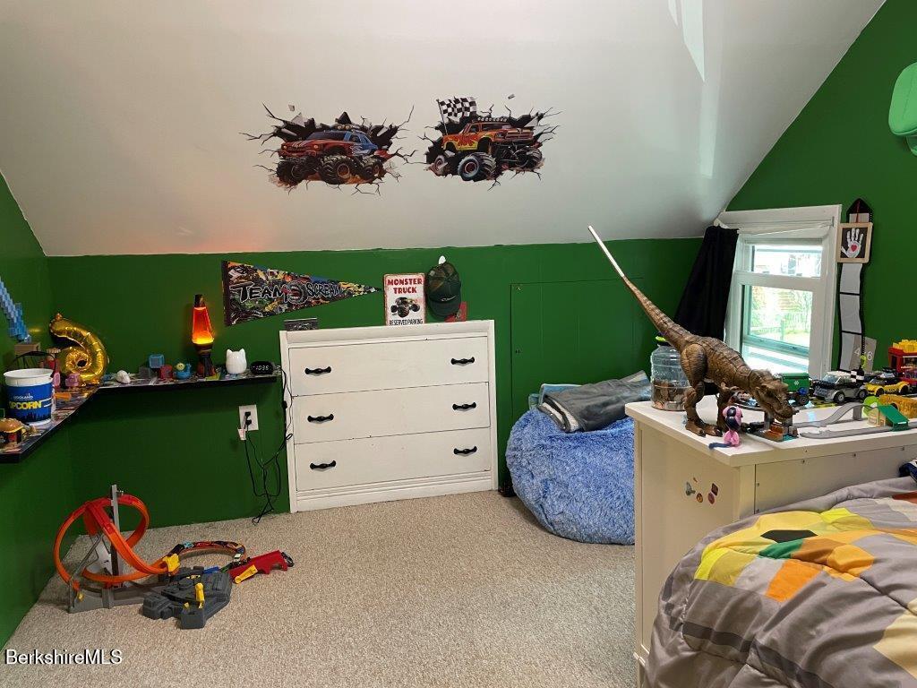 249 Hancock Road Pittsfield, MA 01201 - Photo 21 of 52 20260427_143646653_iOS