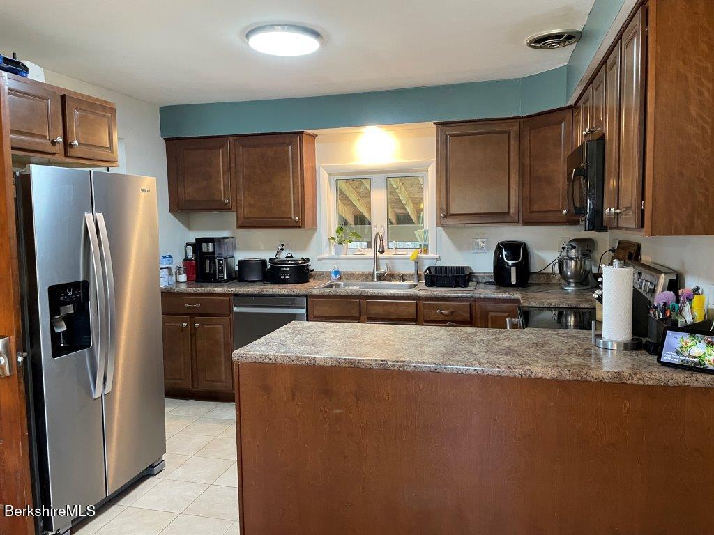 249 Hancock Road Pittsfield, MA 01201 - Photo 3 of 52 20260427_143449034_iOS