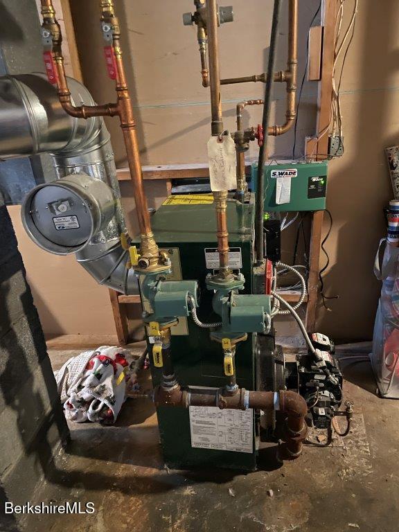 249 Hancock Road Pittsfield, MA 01201 - Photo 32 of 52 20260427_144052327_iOS
