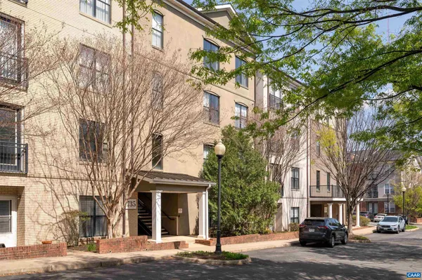 $320,000 | 735 Walker Square, Unit 2A, Charlottesville, VA 22903