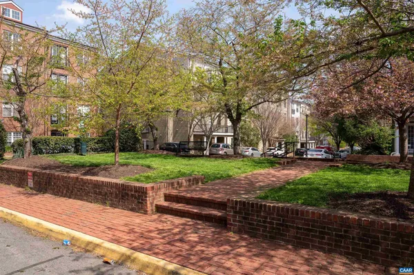$320,000 | 735 Walker Square, Unit 2A, Charlottesville, VA 22903