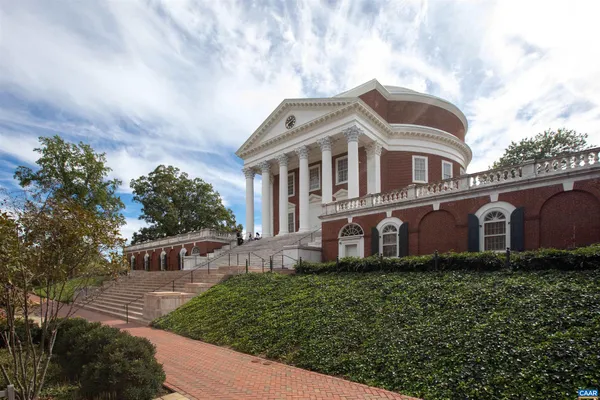 $320,000 | 735 Walker Square, Unit 2A, Charlottesville, VA 22903