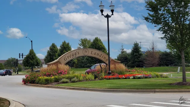 $3,400 | 1817 Crenshaw Circle, Vernon Hills, IL 60061