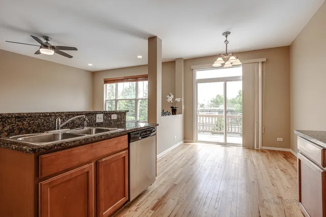 $3,400 | 1817 Crenshaw Circle, Vernon Hills, IL 60061