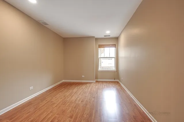 $3,400 | 1817 Crenshaw Circle, Vernon Hills, IL 60061