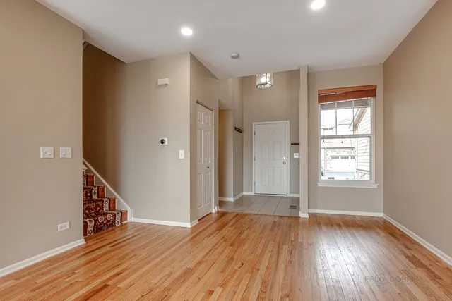 $3,400 | 1817 Crenshaw Circle, Vernon Hills, IL 60061