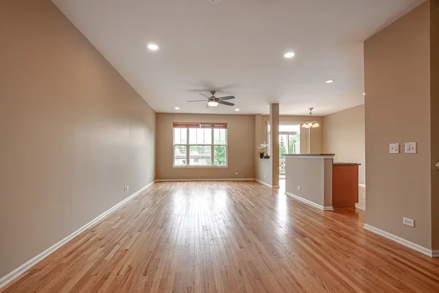 $3,400 | 1817 Crenshaw Circle, Vernon Hills, IL 60061