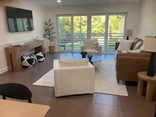 717 Highway 1, Unit 608 Jupiter, FL 33477 - Photo 12 of 35 Living Room
