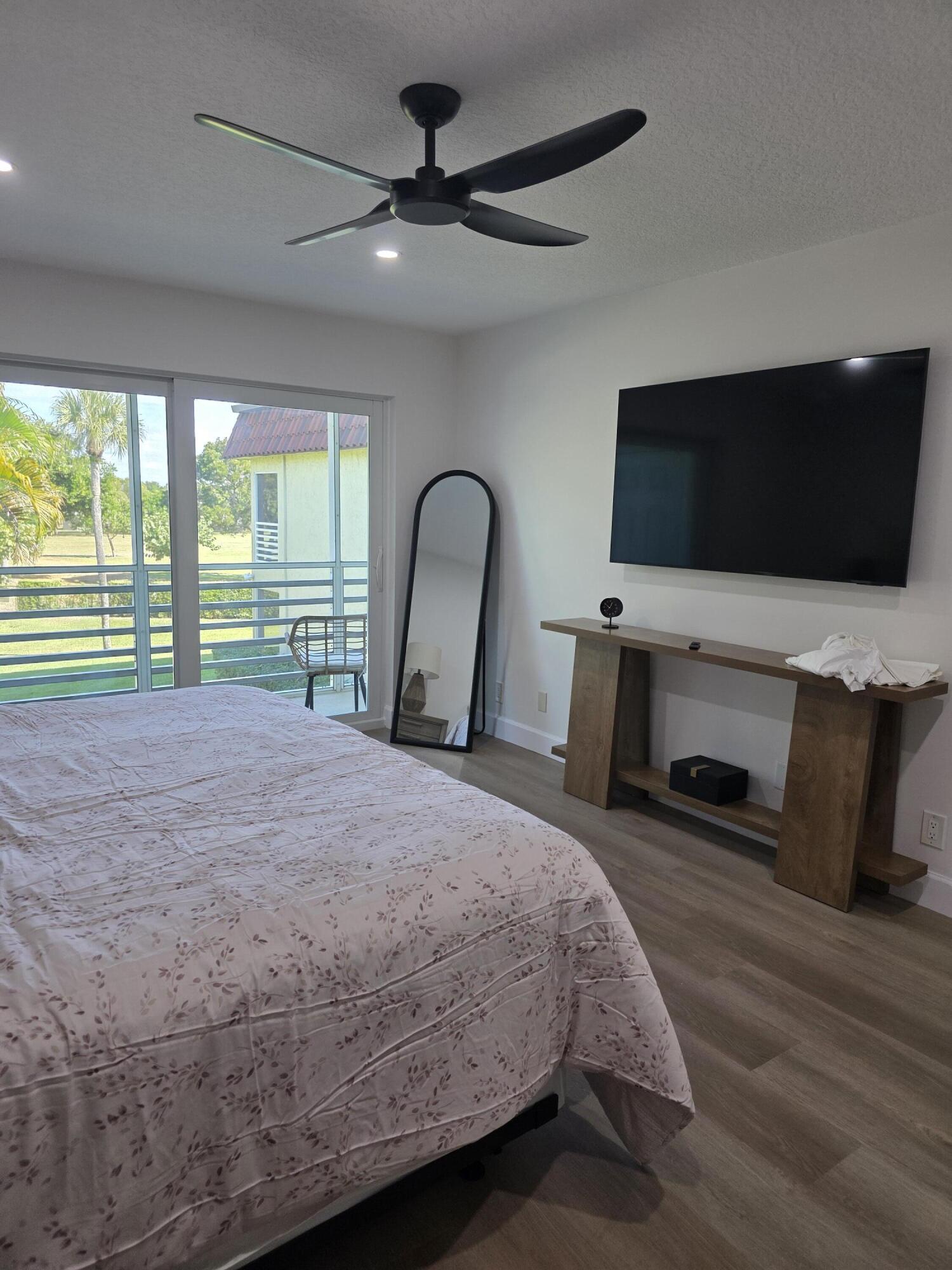 717 Highway 1, Unit 608 Jupiter, FL 33477 - Photo 20 of 35 Primary Bedroom