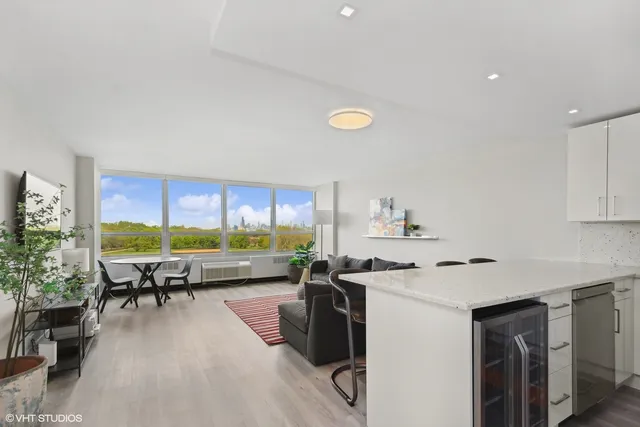 $175,000 | 4800 South Chicago Beach Drive, Unit 503N, Chicago, IL 60615