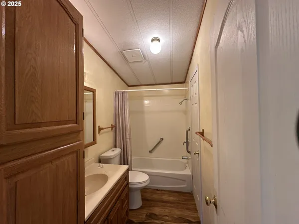 $220,000 | 128 Southwest Canton Street, John Day, OR 97845