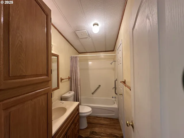 $225,000 | 128 Southwest Canton Street, John Day, OR 97845