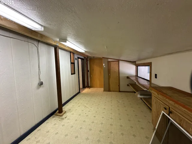 $225,000 | 128 Southwest Canton Street, John Day, OR 97845