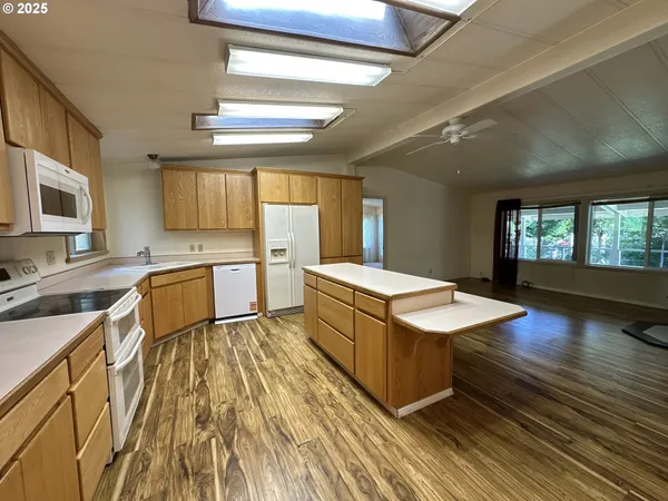 $220,000 | 128 Southwest Canton Street, John Day, OR 97845