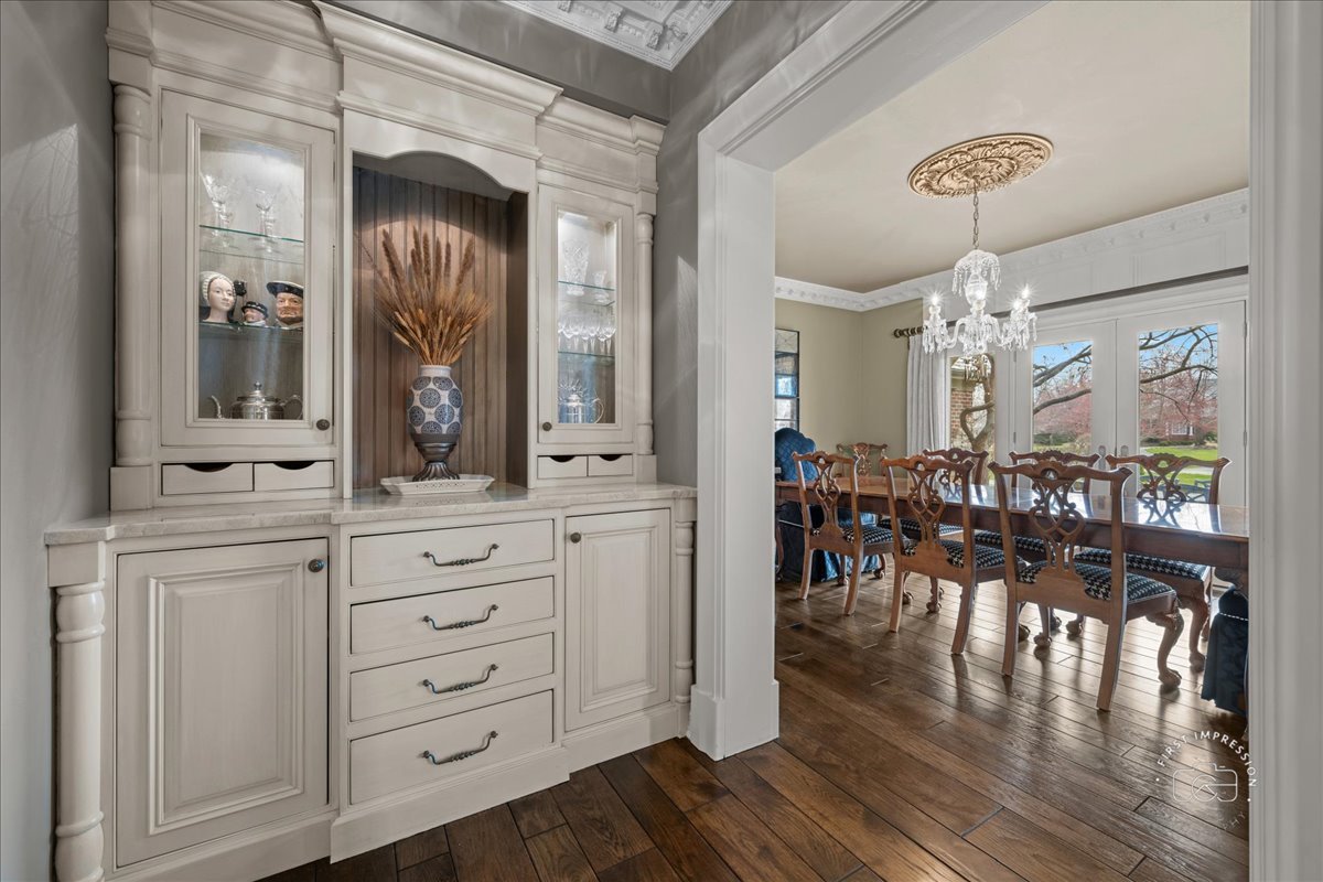 36W442 Hunters Gate Road St. Charles, IL 60175 - Photo 18 of 64