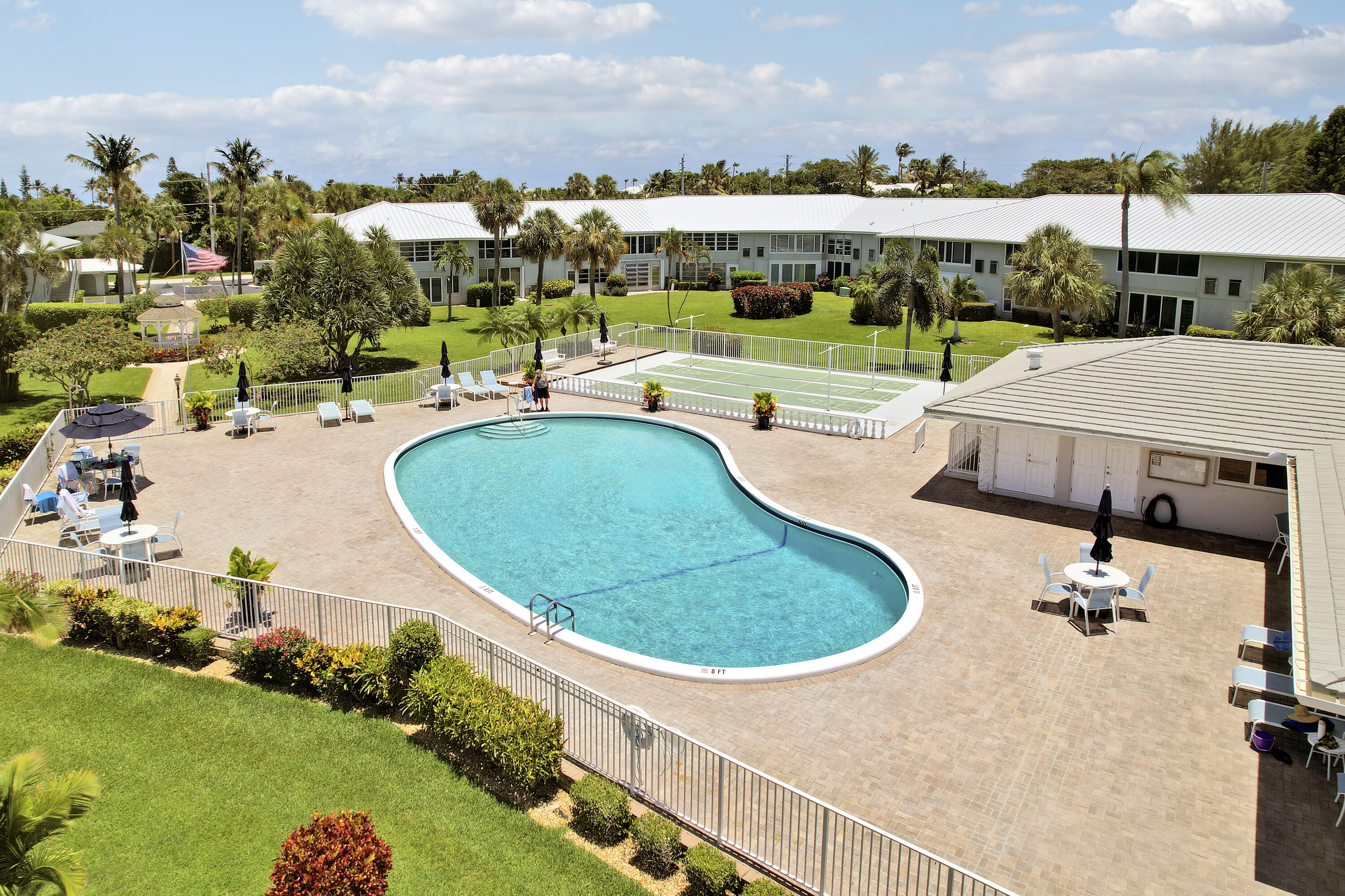 5540 North Ocean Boulevard, Unit 206 Ocean Ridge, FL 33435 - Photo 3 of 35 Aerials-3
