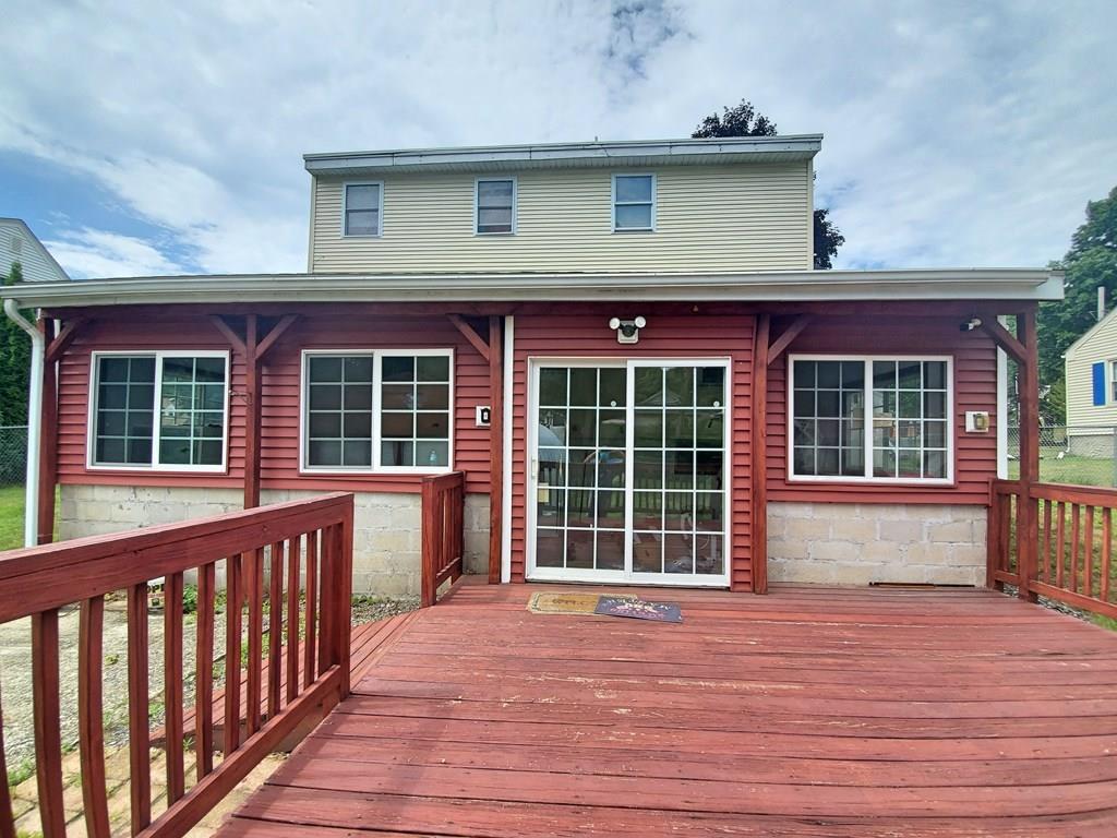48 Hunnewell Road Worcester, MA 01606 - Photo 8 of 23 Gallery Image 8