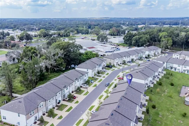 $1,975 | 6174 Daerr Rdg Street, Zephyrhills, FL 33542