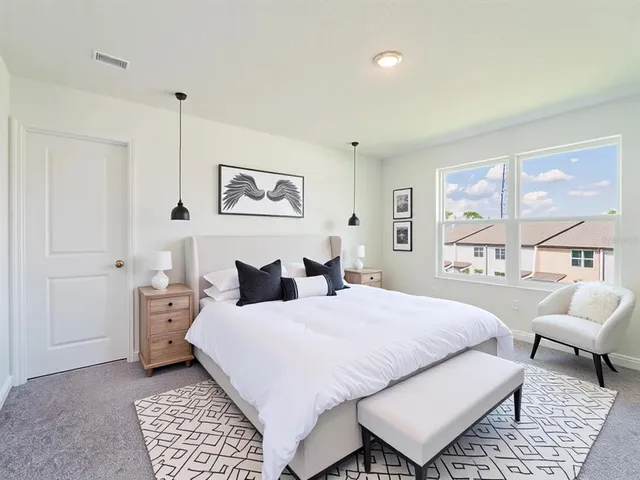 $1,975 | 6174 Daerr Rdg Street, Zephyrhills, FL 33542