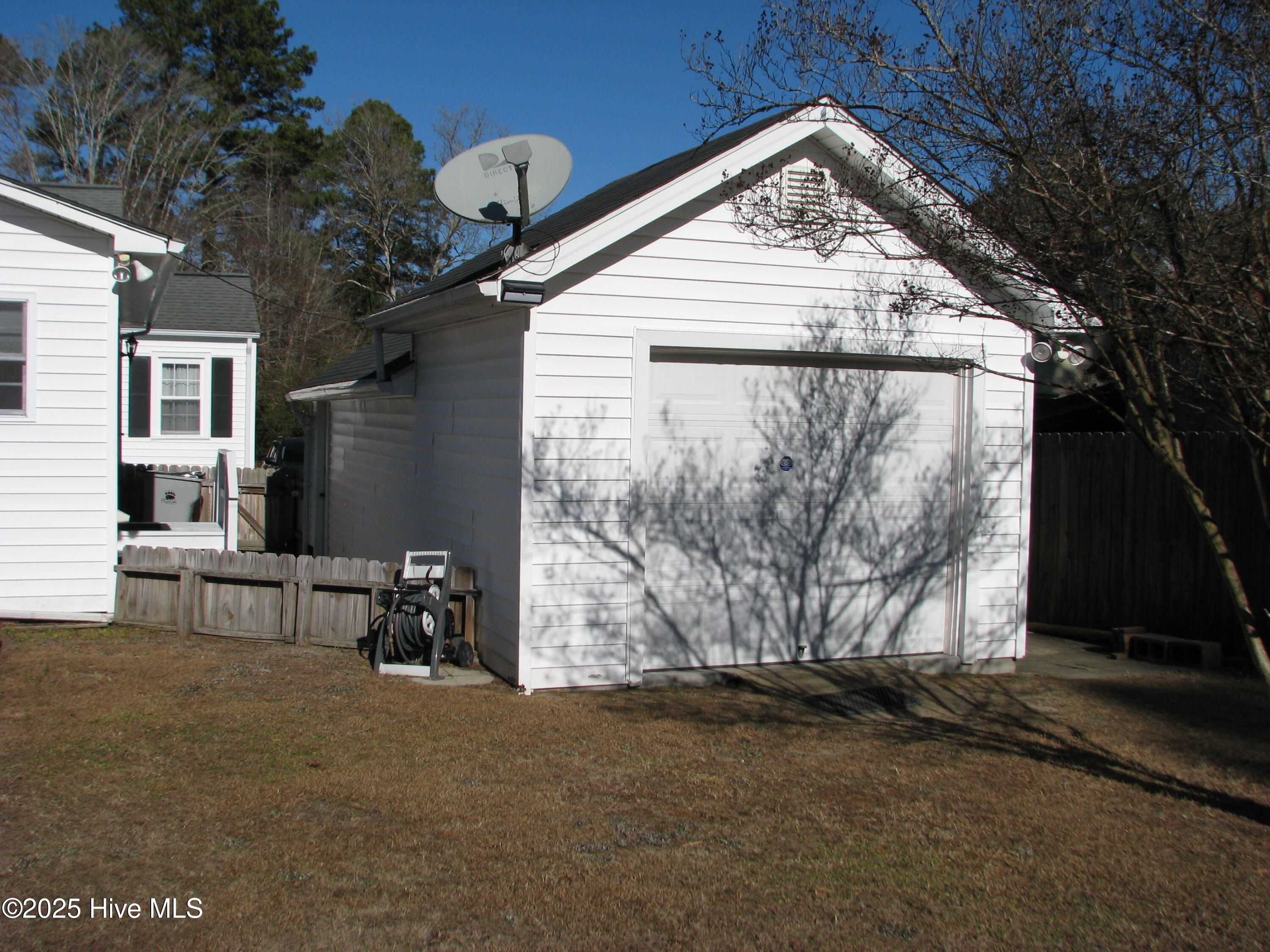 106 Golf Road Plymouth, NC 27962 - Photo 27 of 32 Storage shed behind the garage.