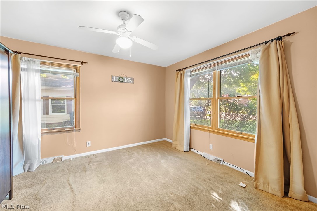 2315 Burnham Road Akron, OH 44333 - Photo 14 of 38