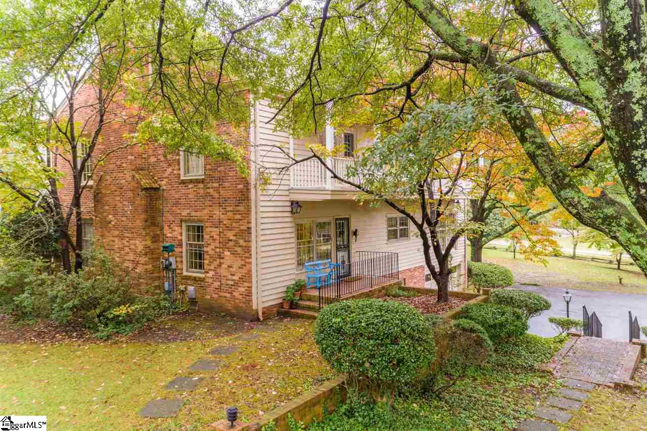 1036 Parkins Mill Road Greenville, SC 29607 - Photo 32 of 36
