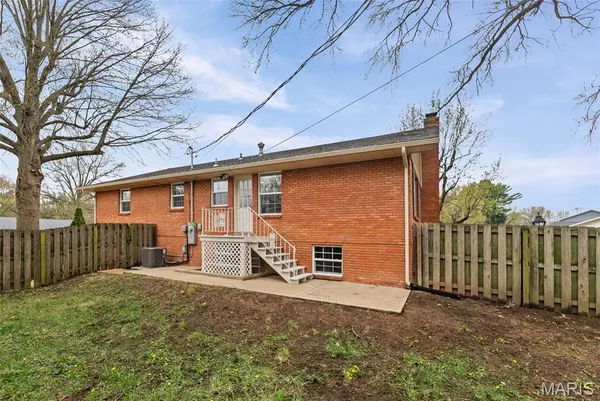 $330,000 | 10 Fawnlily Drive, Belleville, IL 62221