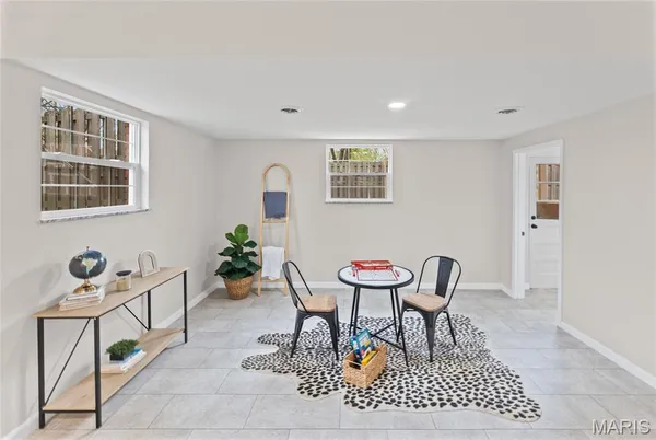 $330,000 | 10 Fawnlily Drive, Belleville, IL 62221