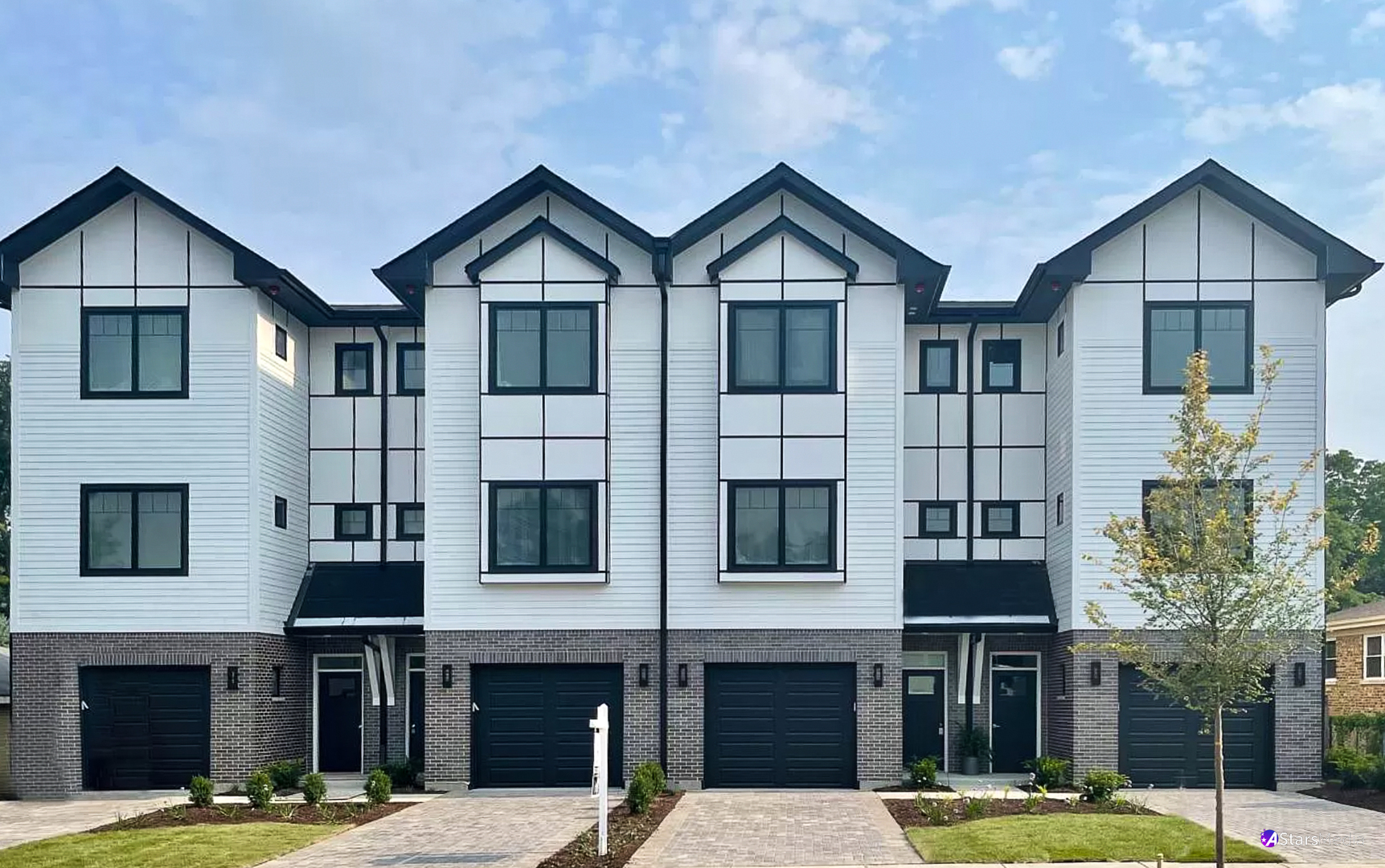 405 Duane Street Glen Ellyn, IL 60137 - Photo 1 of 12 a front view of a house with a yard