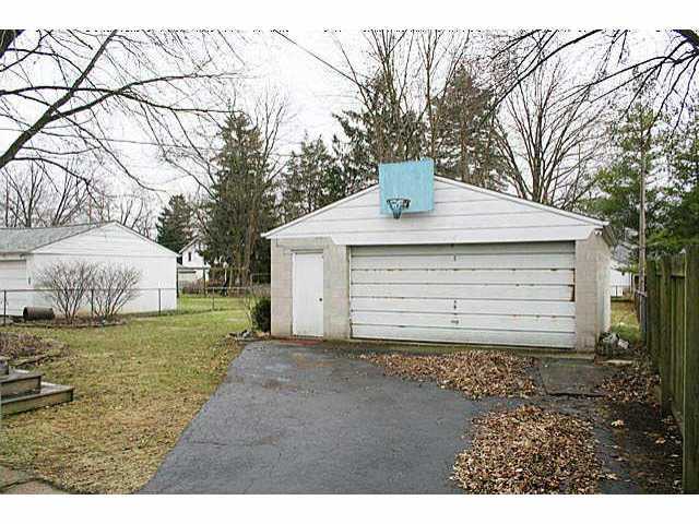 2157 Case Road Columbus, OH 43224 - Photo 3 of 5