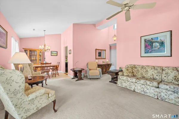 $369,900 | 32 Lawson Lane, Unit 32, Ridgefield, CT 06877