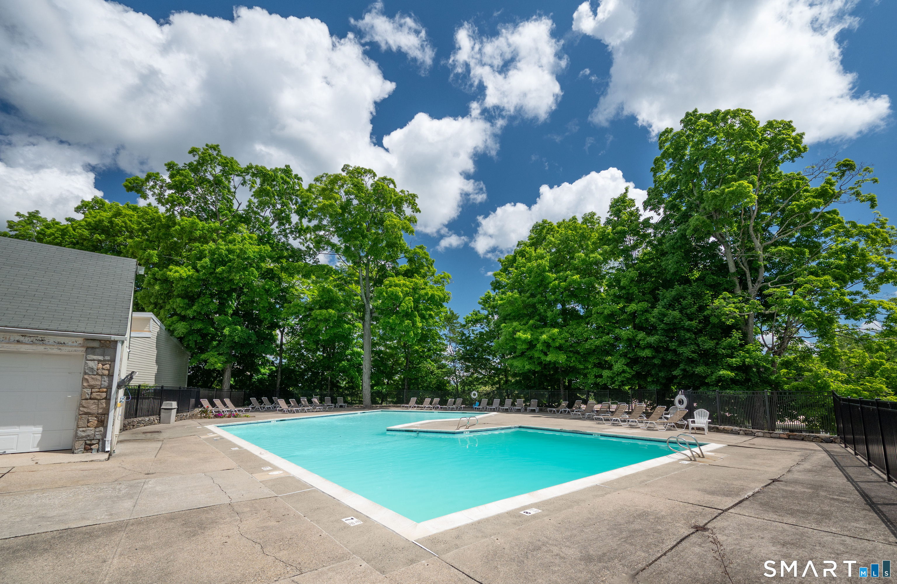 32 Lawson Lane, Unit 32 Ridgefield, CT 06877 - Photo 28 of 38