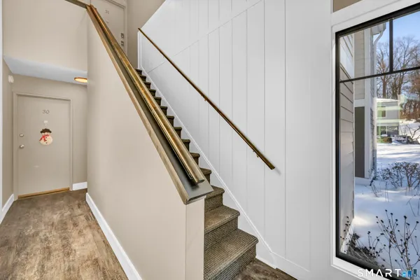 $369,900 | 32 Lawson Lane, Unit 32, Ridgefield, CT 06877