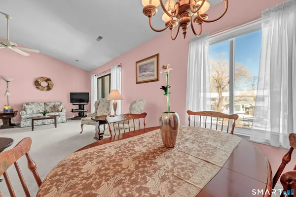 $369,900 | 32 Lawson Lane, Unit 32, Ridgefield, CT 06877