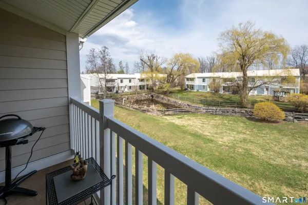 $369,900 | 32 Lawson Lane, Unit 32, Ridgefield, CT 06877