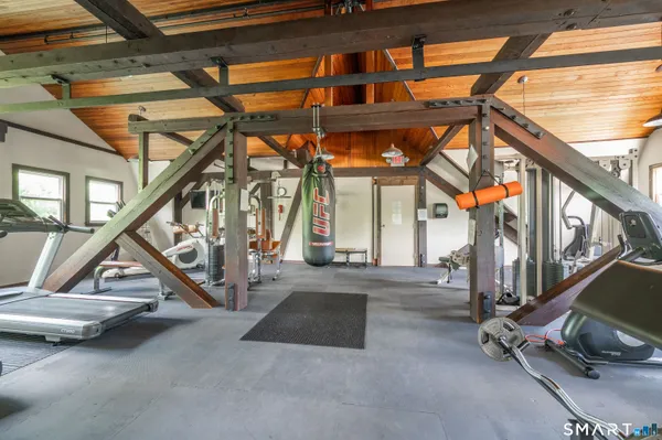 $369,900 | 32 Lawson Lane, Unit 32, Ridgefield, CT 06877