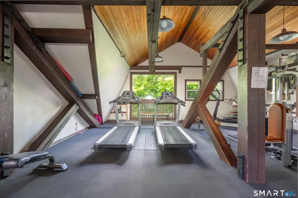 $369,900 | 32 Lawson Lane, Unit 32, Ridgefield, CT 06877