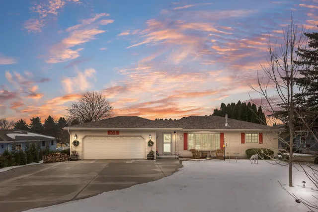 $359,000 | N5478 Highway 73, Princeton, WI 54968