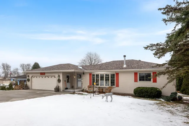 $359,000 | N5478 Highway 73, Princeton, WI 54968