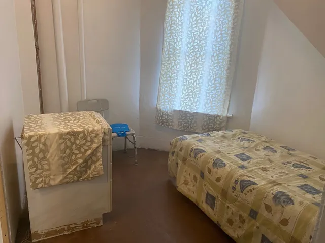 $155,000 | 129 East Kensington Avenue, Chicago, IL 60628