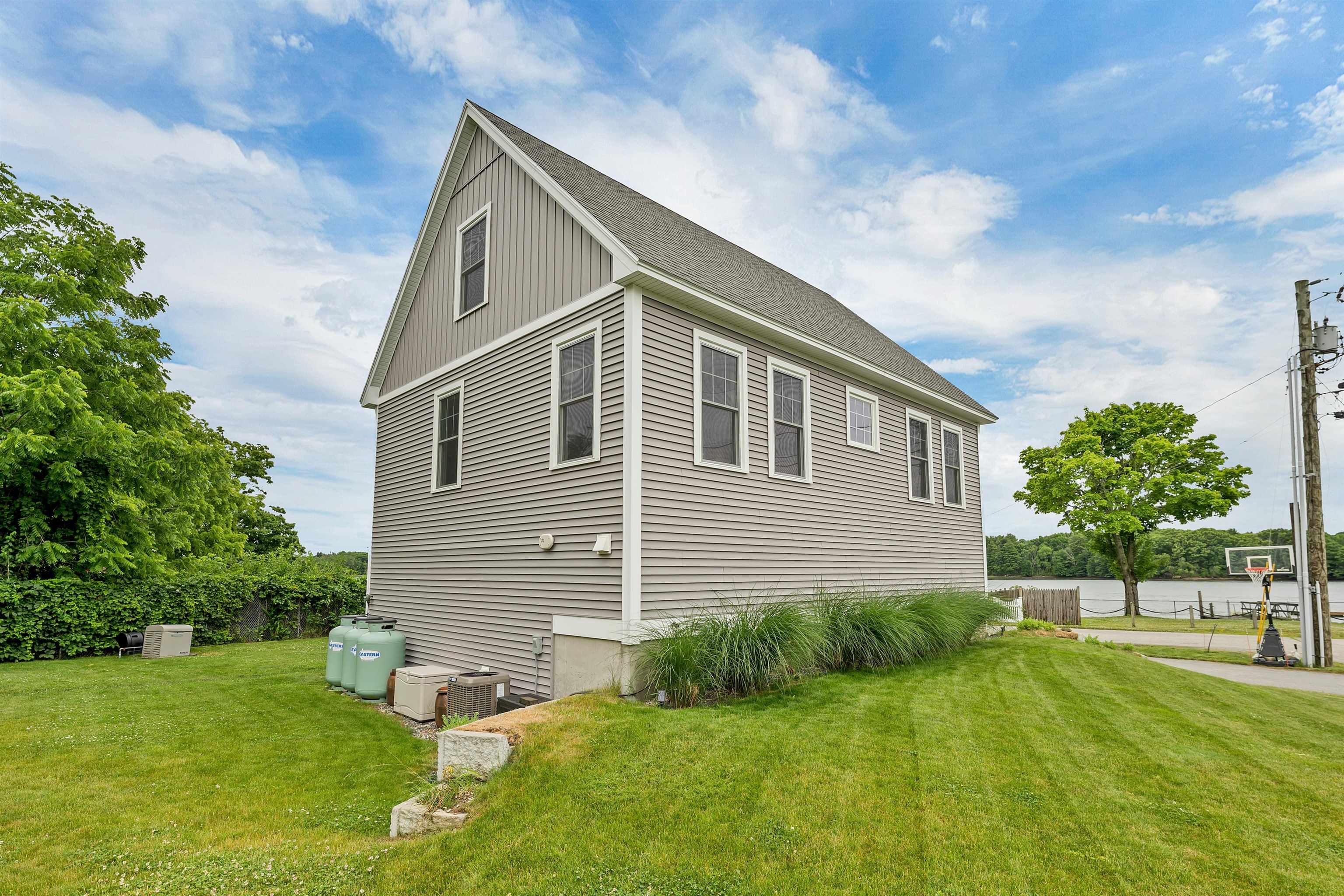 8 Heaphy Road Dover, NH 03820 - Photo 48 of 55