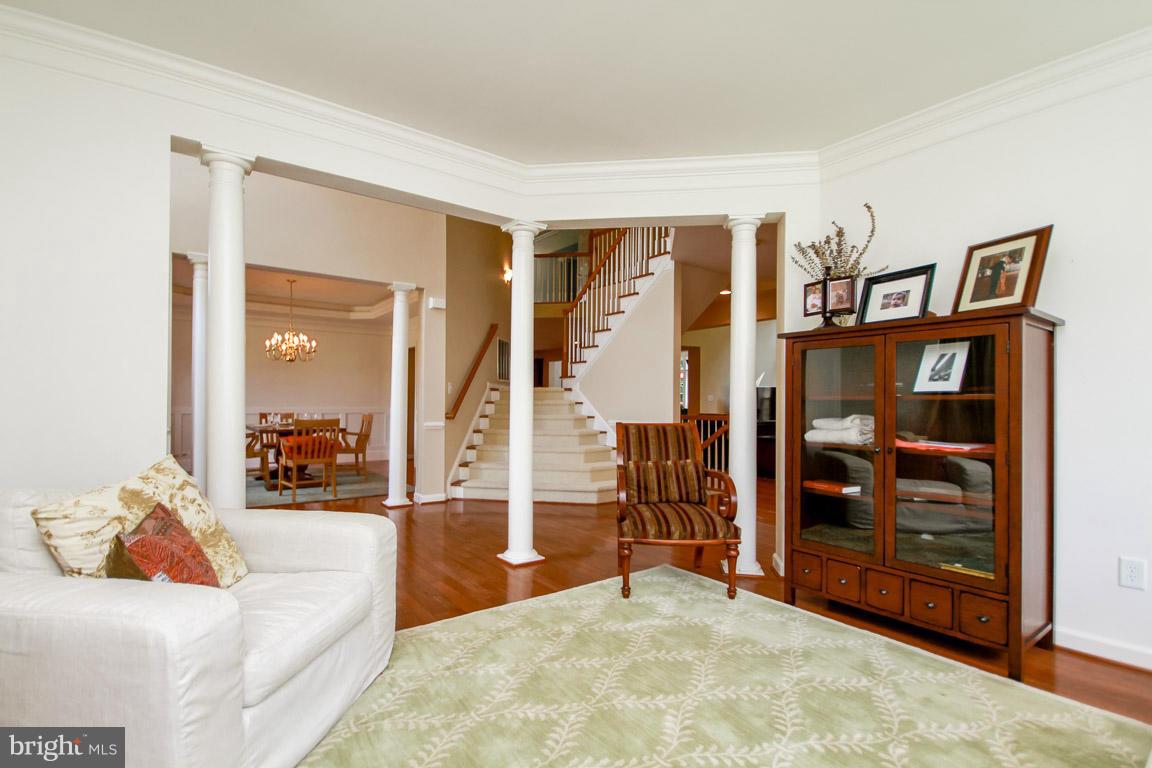 9830 Kraft Hill Road Perry Hall, MD 21128 - Photo 15 of 30 Living Room2
