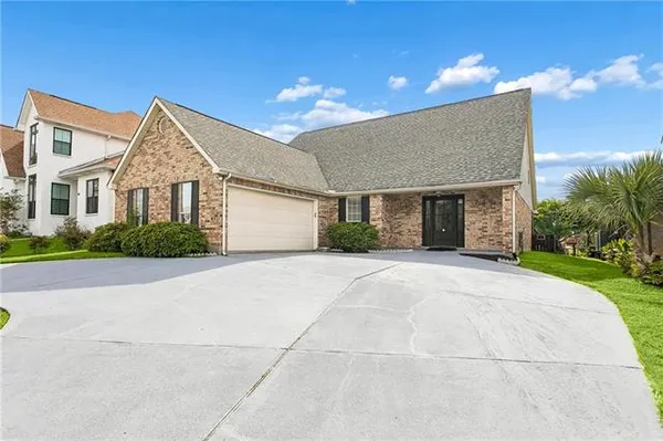 $349,000 | 118 Darcy Lane, Slidell, LA 70458