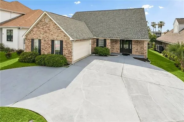 $349,000 | 118 Darcy Lane, Slidell, LA 70458